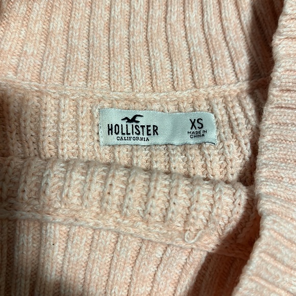 Hollister crop shaker knit sweater - Picture 3 of 3